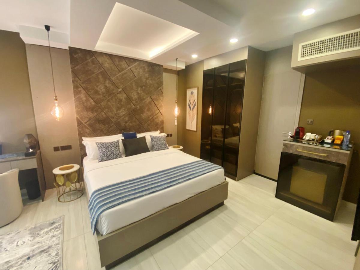 The Pool Labone Aparthotel Άκρα Εξωτερικό φωτογραφία