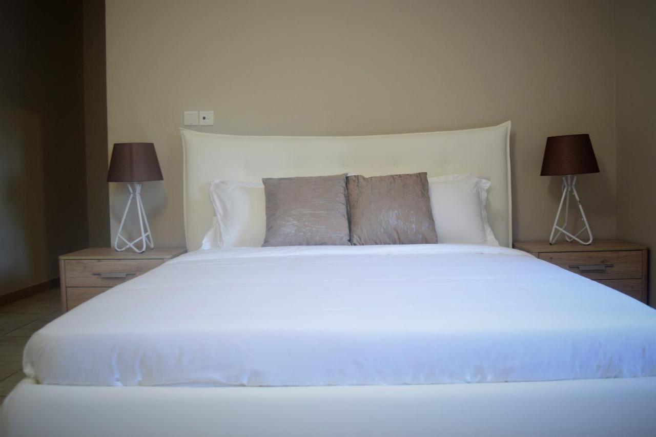 The Pool Labone Aparthotel Άκρα Εξωτερικό φωτογραφία